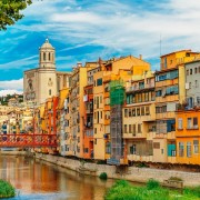 Ab Barcelona: Ganztägige Tour nach Girona und Costa Brava