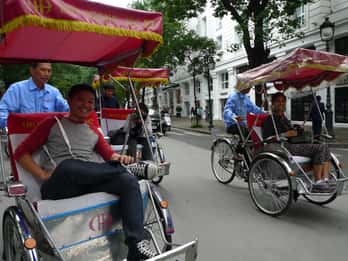 Hanoi: Private Street-Food-Tour per Cyclo Hanoi: Private Street-Food-Tour per Cyclo