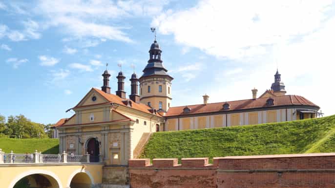 mir and nesvizh castles private tour from minsk