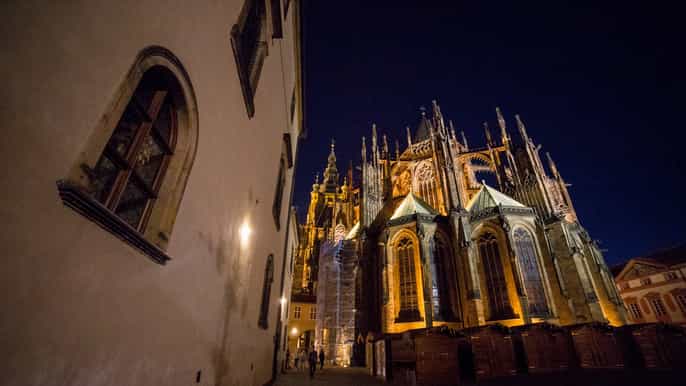 3hour tour of prague castle and old town after dark