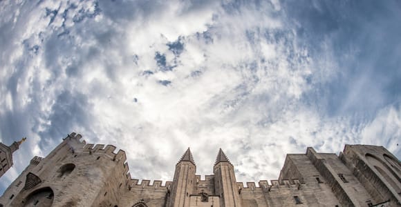 Avignon: Rundgang durch die Stadt mit Eintritt in den Papstpalast