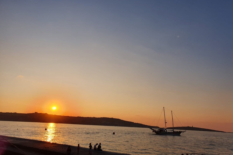 Malta: Bootsfahrt bei Sonnenuntergang zur Blauen Lagune und Höhlen