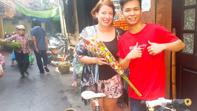 hanoi amazing morning biking tour