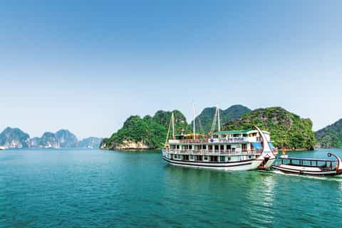 Gray Line Halong Cruise: 3D 2N with Transfer & Kayaking