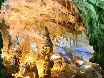 Phong Nha et la grotte du Paradis - 1 jour tout compris
