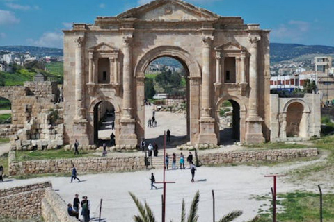 Amman: Amman City Tour, with Ancient Jerash and Ajloun.