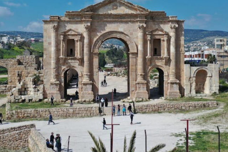 Amman: Amman City Tour, with Ancient Jerash and Ajloun.