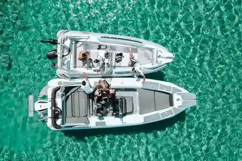 5-Hour Half-Day Cruise: Explore Polyaigos from Milos