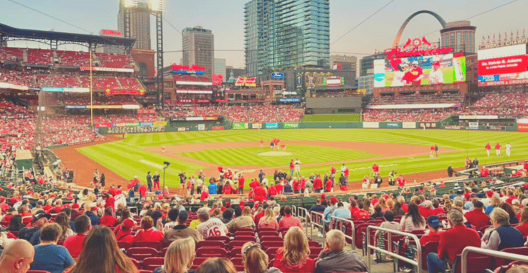 ブッシュ・スタジアムⅢ／スタジアムレプリカ (セントルイス・カージナルス) ブッシュ・スタジアムでのセントルイス・カージナルス戦 | GetYourGuide