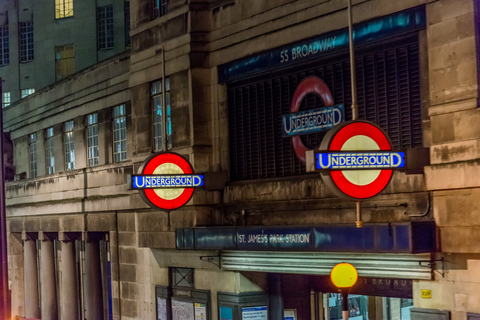 Londen: Nachtelijke rondleiding met open busVertrek en terugkeer van The London Eye