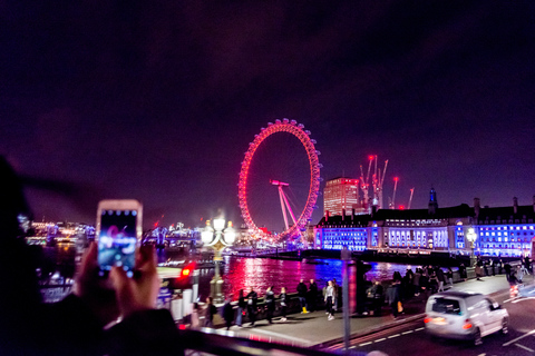 Londres: Excursão turística noturna em ônibus abertoPartida e retorno do The London Eye