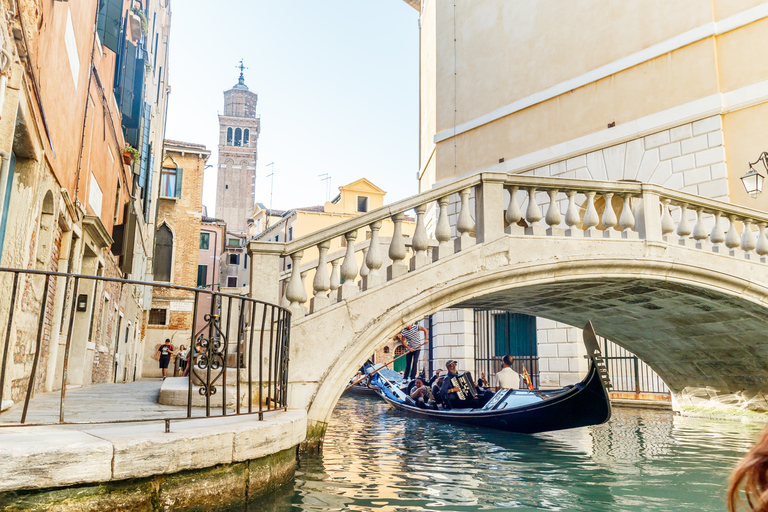 Venise : excursion en groupe en gondole traditionnelle