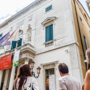 O Majestic Teatro La Fenice: visita guiada em Veneza
