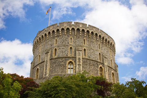 From London: Windsor, Stonehenge, & Salisbury Cathedral Trip Flexible Tour Option without entries in Spanish