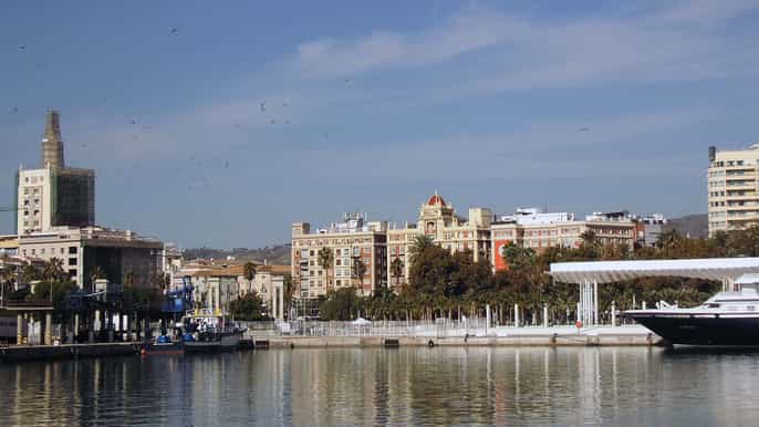 málaga boat trip lunch or dinner in the port