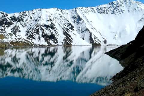 Andes Day Lagoon: Embalse El Yeso Tour from Santiago