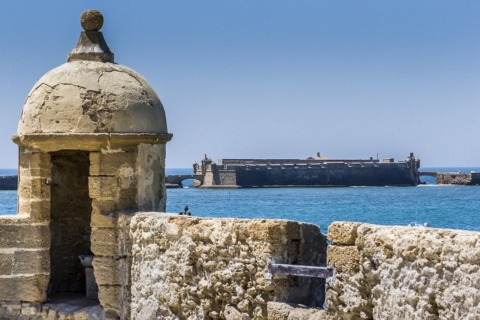 Cádiz: tour guiado por la ciudadTour guiado compartido por la ciudad