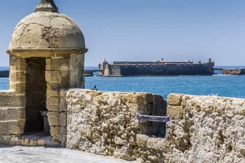 cadiz guided city tour