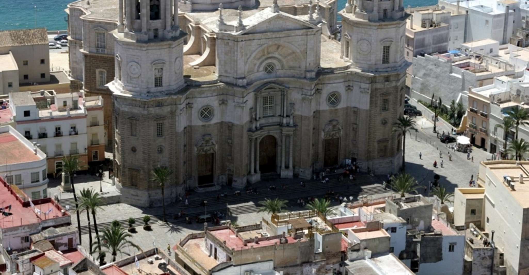 Cadiz: Guided City Tour photo 3