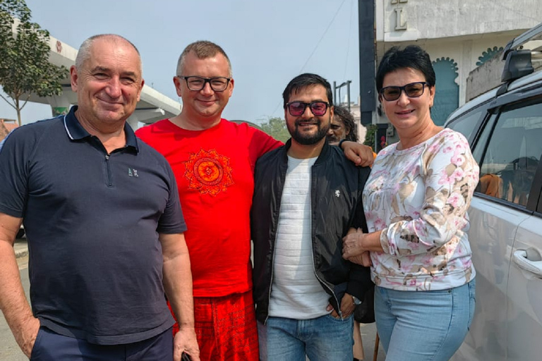 Agra: Taj Mahal with Mausoleum Skip-The-Line Tickets