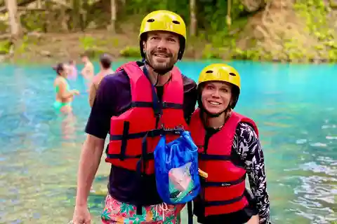 Tubing Río Celeste: Adventure experiences in nature