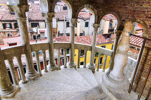 Venise : entrée au Palazzo Contarini del Bovolo