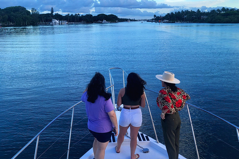 Jupiter, Florida: Intracoastal Waterway Cruise
