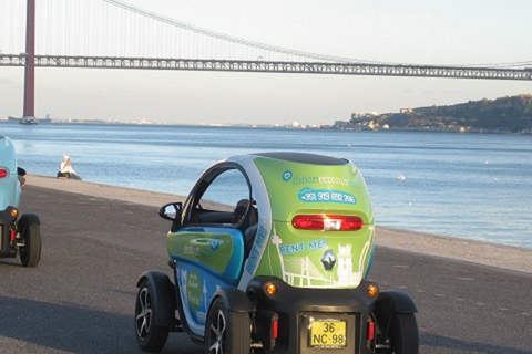 Lisbonne 6H-Ride dans une voiture électrique et guide audio GPSLisbonne 6H-Ride dans un Guide de l'Auto électrique et GPS Audio