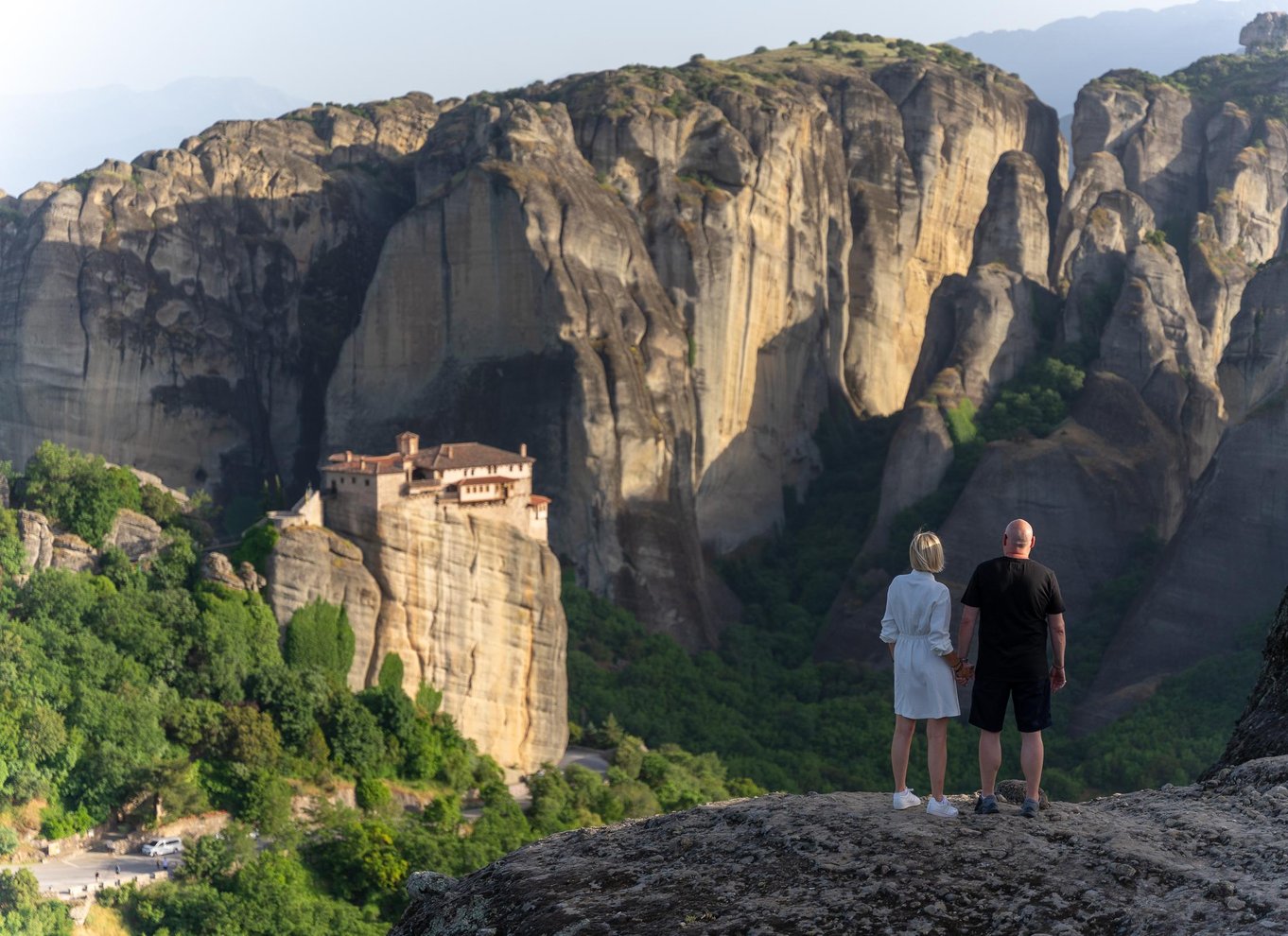Athen: Dagsudflugt til Meteora-klostrene med huler og frokost