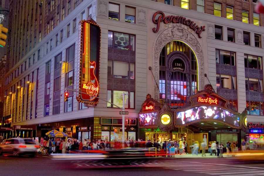 New York: Essen im Hard Rock Cafe am Times Square. Foto: GetYourGuide