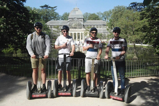 Madrid: Iconic Retiro Park Segway Tour