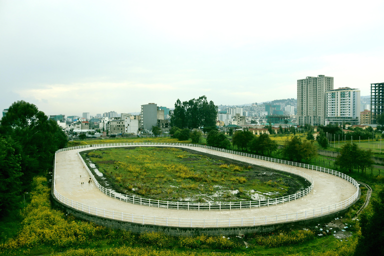 Addis Abeba: jazda konna, stajnie i kawa