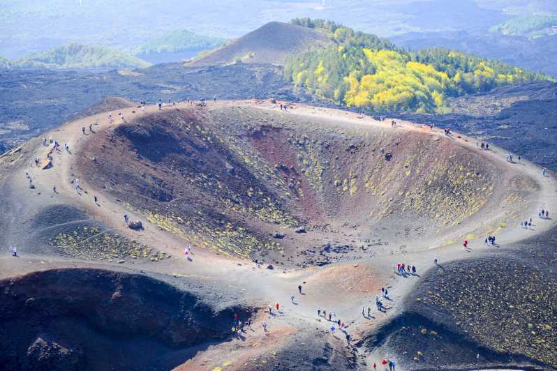 Etna: tour privato e degustazione enogastronomica da Catania