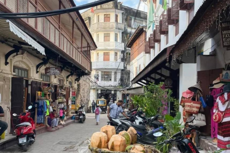 Zanzibar: Ancient Town Tour Zanzibar: Ancient Stone Town Not Hotel Pick Up and Drop Off