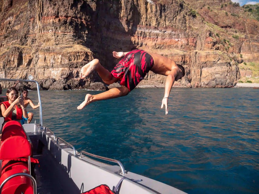 Calheta Madeira Excursi N En Lancha R Pida Para Avistar Ballenas Y