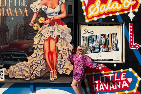 Miami: Little Havana Tour in French for Small Groups (Max. 10 People)