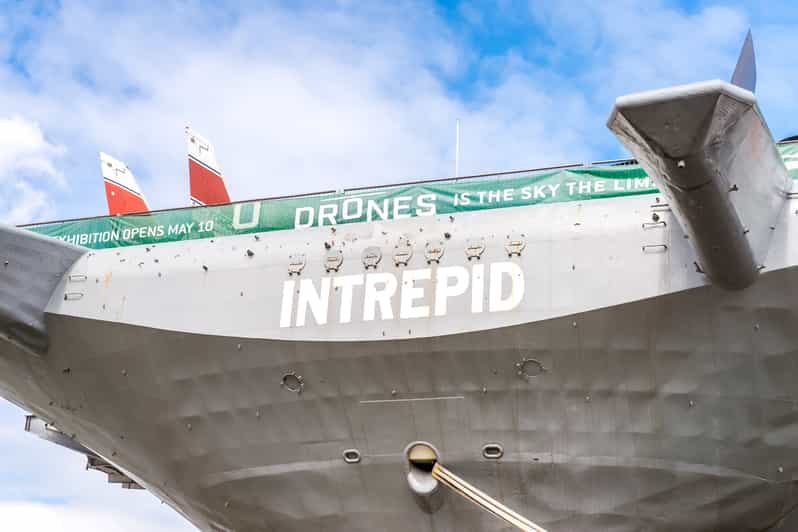 Nueva York Museo Naval, Aéreo y del Espacio del Intrepid GetYourGuide