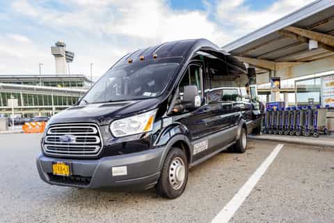 Flughafentransfer zwischen JFK/LaGuardia und Manhattan