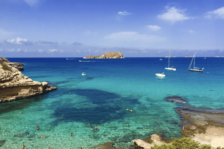 Ibiza: Catamaran Cruise with Cooking Class and BBQ