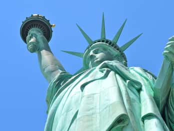 Freiheitsstatue: Sockel-Express und Ellis Island Freiheitsstatue: Sockel-Express und Ellis Island