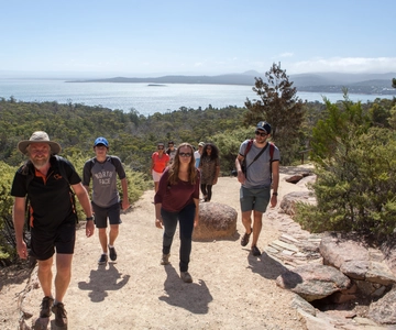 From Launceston: Full-Day Wineglass Bay Explorer Active Tour