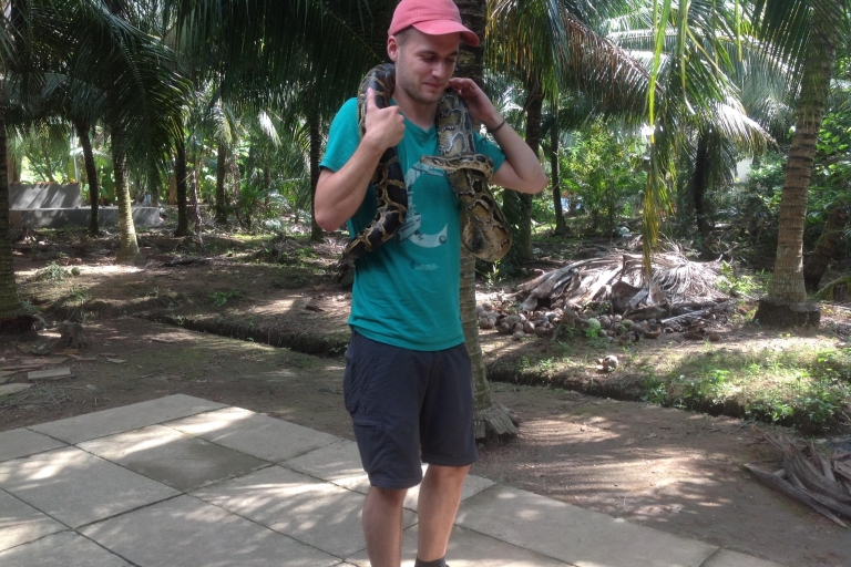 Privé Cu Chi Tunnels & Mekong Delta: Full-Day Guided Tour