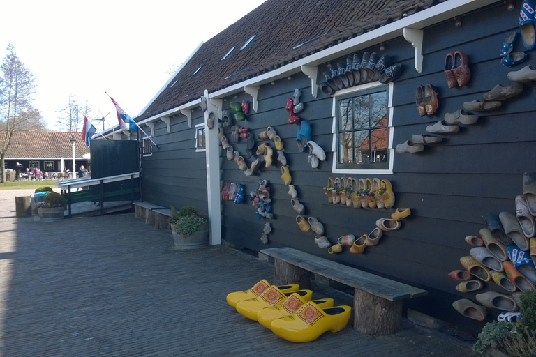 Amsterdam: Zaanse Schans 3-Hour Small Group Tour From Amsterdam: 3-Hour Small-Group Zaanse Schans Trip