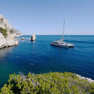 Marseille: Calanques 5-Hour Cruise and Lunch