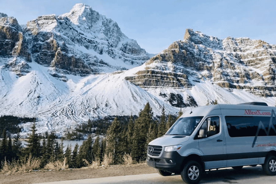 Calgary/Banff: Lake Louise, Moraine & Johnston Canyon Trip. Foto: GetYourGuide