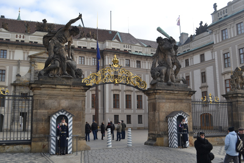 Prag: 1 Stunde Überblickstour im Bus