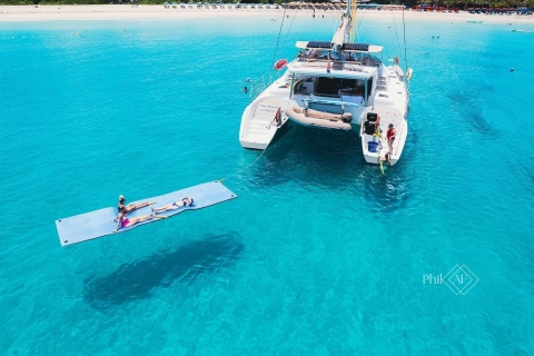 Sint Maarten : Journée de navigation en catamaran de luxe avec déjeuner et boissons