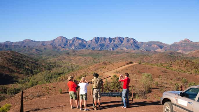 halfday wilpena pound gorges 4wd tour with refreshments