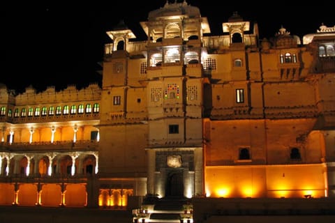 Mewar Evening Light & Sound Show with Dinner