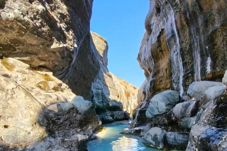 From Muscat: Rustaq Trenches, Nakal Fort & Hujrat AlShaikh